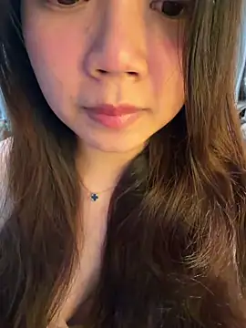 Hotellinh12 online show from June 20, 3:48 pm
