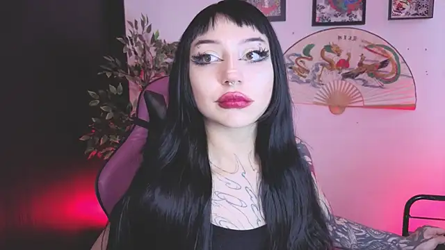 catipetite online show from July 28, 4:39 pm