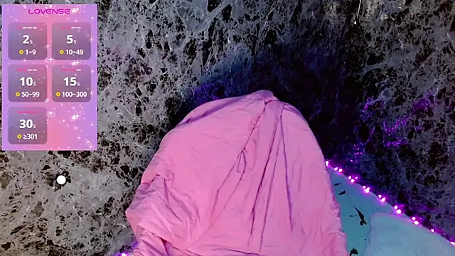 Lanna belle28 online show from February 23, 1:32 pm