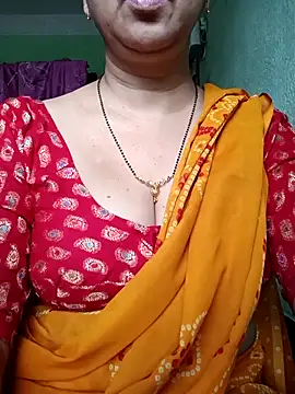 Snapshot of Rosy-B chatting on September 9, 12:32 am Rosy-B online show from September 9, 12:32 am