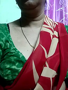 Snapshot of Rosy-B chatting on September 24, 9:36 pm Rosy-B online show from September 24, 9:36 pm