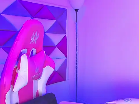 Cameron cutte online show from December 3, 3:20 am