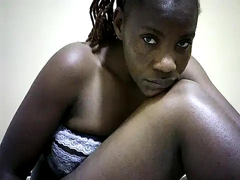 Snapshot of Pierra77 chatting on September 10, 3:01 pm Pierra77 online show from September 10, 3:01 pm