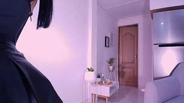 DannaHyde online show from February 17, 9:14 pm