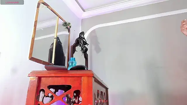 Jimena Grey online show from October 10, 7:24 am