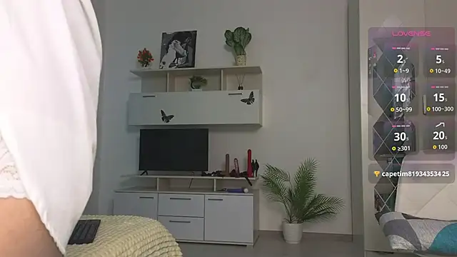 Snapshot of Molliblum chatting on September 11, 2:28 pm Molliblum online show from September 11, 2:28 pm
