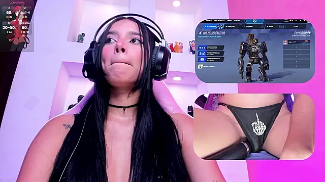 SweetieCloe  online show from February 21, 9:26 pm