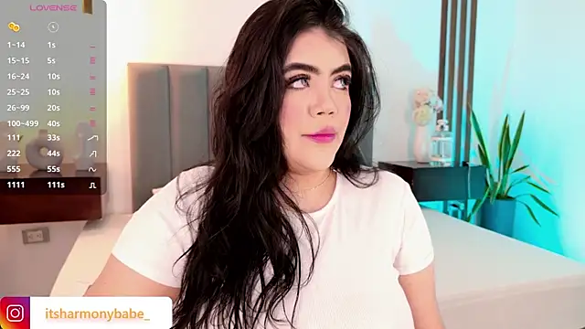 Harmonybabe  online show from June 3, 8:25 pm