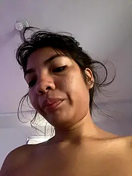 RoomExotic11 online show from September 16, 10:56 am