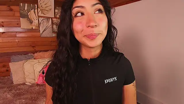 amber curly online show from November 8, 6:02 pm