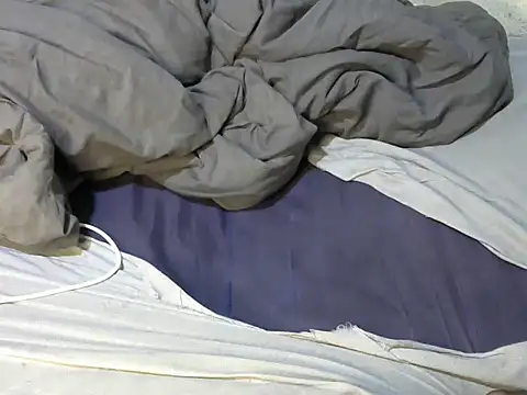 Fine baby0001 online show from October 9, 6:39 am