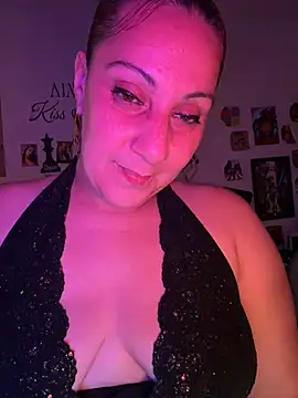 DeeLight124 online show from June 6, 7:03 am