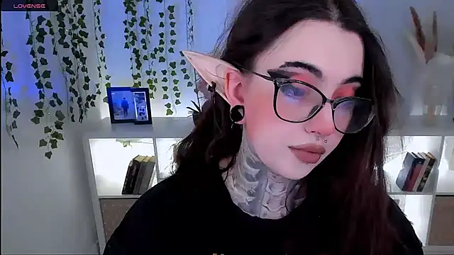 Snapshot of Dixi_Pixi_ chatting on October 11, 5:45 am Dixi Pixi online show from October 11, 5:45 am