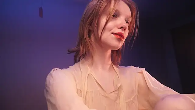 ginger hugs online show from December 3, 10:12 pm