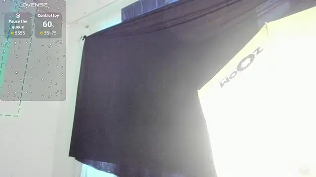 latinaStepmom online show from February 24, 11:14 pm