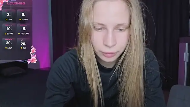 Elis Fox online show from February 22, 11:11 am