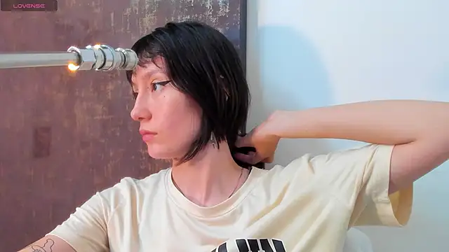 lizzy davis 1 online show from September 27, 4:30 am