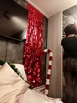 IsisBlake online show from November 11, 6:05 pm