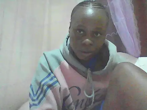Snapshot of EBONYVANILLA02 chatting on September 21, 8:18 pm EBONYVANILLA02 online show from September 21, 8:18 pm