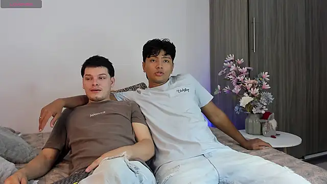  Ottis  online show from February 12, 11:06 pm