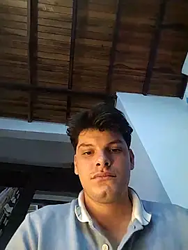 Snapshot of _Ottis_ chatting on September 24, 2:21 am Ottis online show from September 24, 2:21 am
