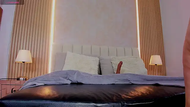 BILIE ROUSE1 online show from November 13, 3:49 am