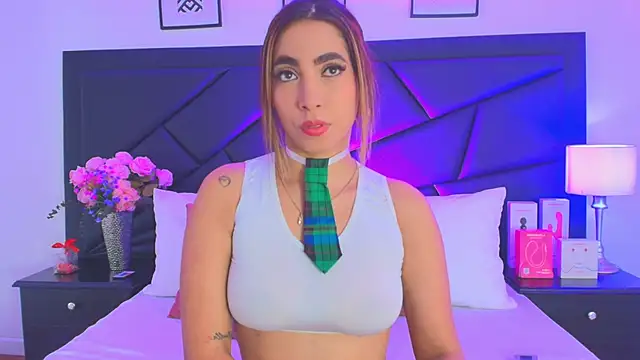 SophieCarther online show from November 13, 12:59 pm