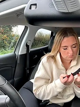 Rebeccaxxx online show from November 7, 11:05 am