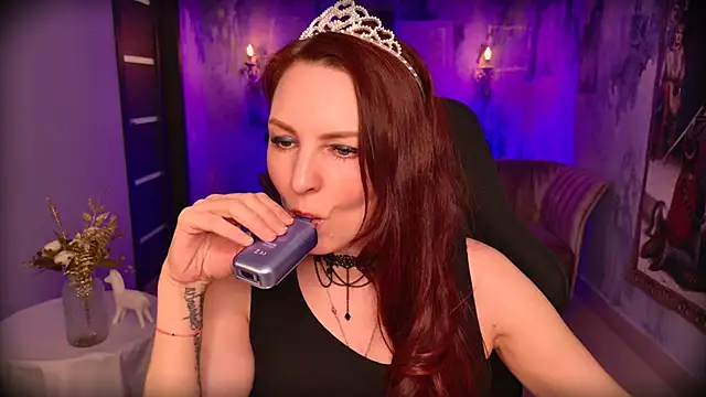 VandaRossi online show from September 20, 11:08 am