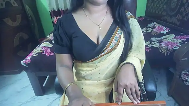 BengaliQueenStar online show from February 25, 5:22 pm