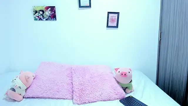 Agataowens online show from February 4, 1:19 am