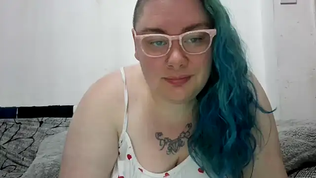 Bustycurves online show from May 30, 11:43 pm
