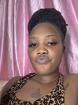 Queen Arnah254 online show from May 28, 5:11 pm