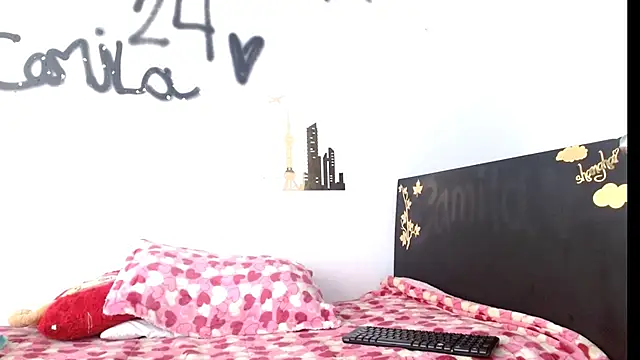 Snapshot of camilavagina24 chatting on October 12, 4:09 pm camilavagina24 online show from October 12, 4:09 pm