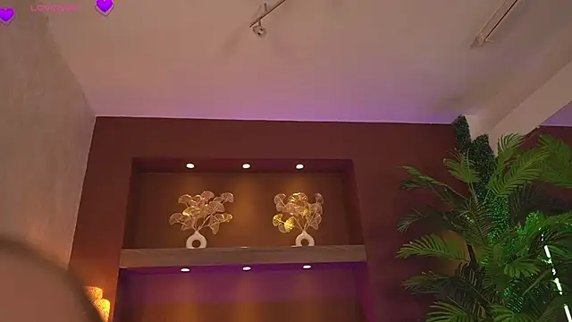 JustinneJade online show from January 6, 5:22 am