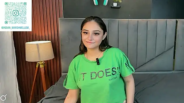 Snapshot of demieliss chatting on September 30, 6:13 pm demieliss online show from September 30, 6:13 pm