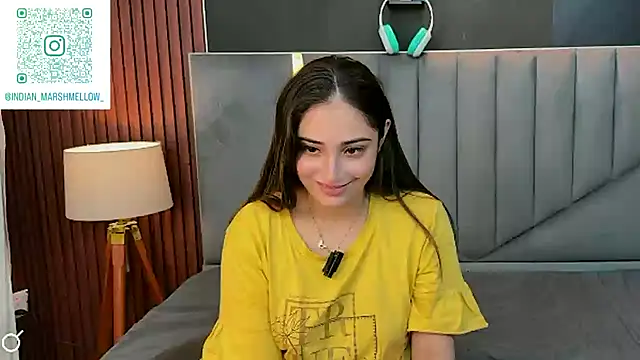 Snapshot of demieliss chatting on October 6, 7:18 pm demieliss online show from October 6, 7:18 pm