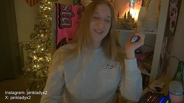 Pinkyladyxxx online show from November 30, 5:11 am