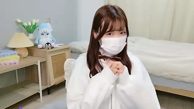 Sayuringo  online show from November 11, 11:18 am