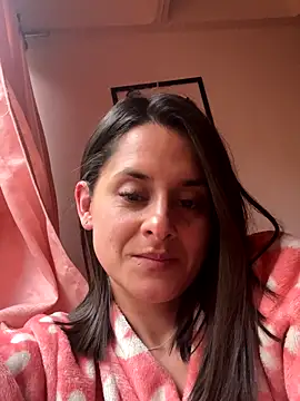 Snapshot of Alice_milf_ chatting on October 12, 11:34 am Alice milf online show from October 12, 11:34 am