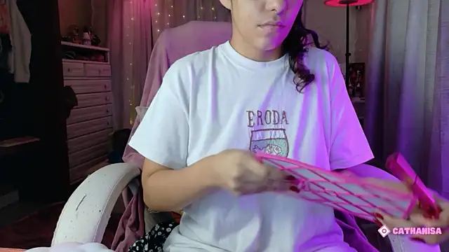 Snapshot of AllisonCatUwU chatting on October 15, 3:14 pm AllisonCatUwU online show from October 15, 3:14 pm