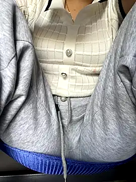 Milk Mom99 online show from November 26, 1:39 am