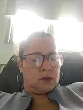 natally ross21 online show from June 3, 1:12 pm