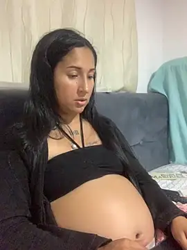Snapshot of luna_asss chatting on October 10, 9:09 pm luna asss online show from October 10, 9:09 pm