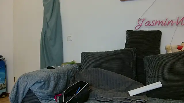 Jasmin-White online show from June 27, 11:22 pm