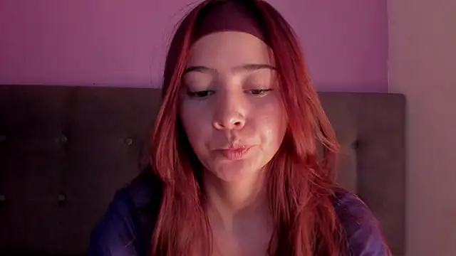 Alejita699 online show from July 8, 9:28 pm