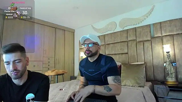 Snapshot of petterwilly1 chatting on October 2, 10:48 pm petterwilly1 online show from October 2, 10:48 pm