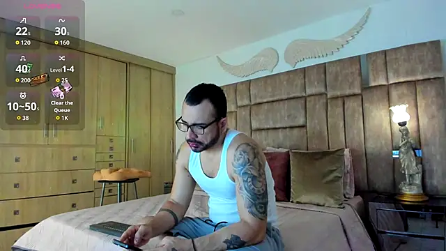 Snapshot of petterwilly1 chatting on September 25, 3:44 pm petterwilly1 online show from September 25, 3:44 pm