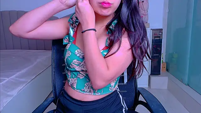 Aashika-Kaur online show from December 5, 4:56 am