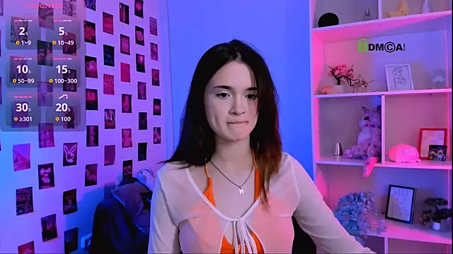 liana kisses online show from June 17, 6:53 pm